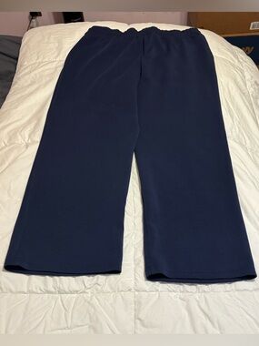 Belle by Kim Gravel Regular ScubaLuxe Drawstring Straight Pant in Midnight